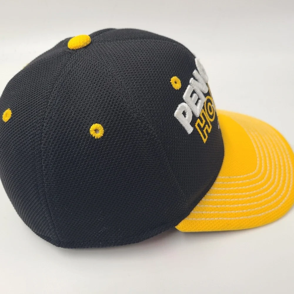 Pittsburgh Penguins Hat Fitted S-M Adidas Black Yellow NHL Hockey Flex Fit Men‎